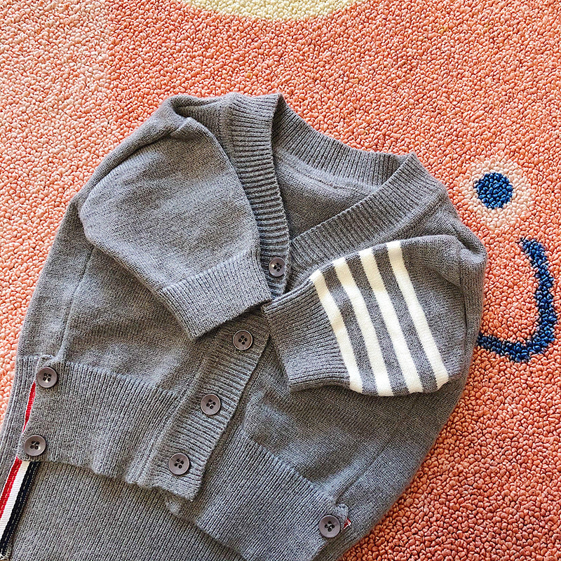Pet Cardigan Knit Sweater For Comfortable Wear