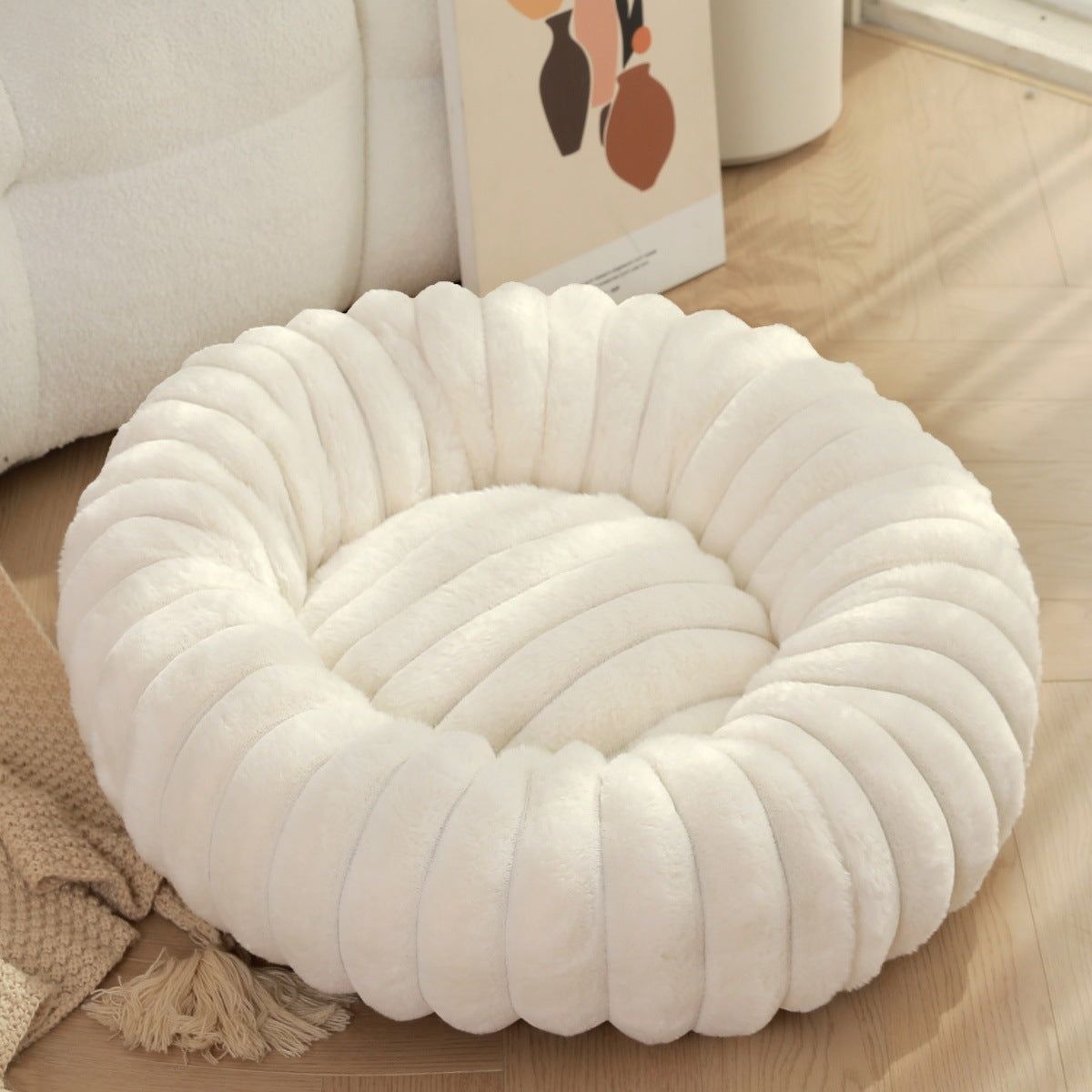 Plush Round Pet Nest Warm Winter Bed