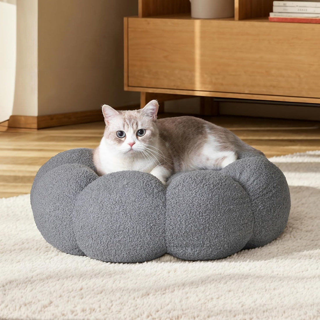 Fluffy Round Plush Pet Calming Bed Non-Slip